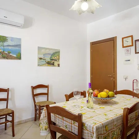 San Vito شقة *